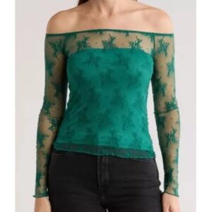 NWOT - Elodie Green Off-Shoulder Lace Top